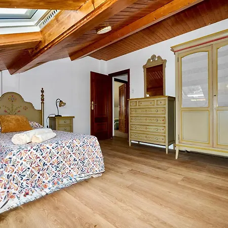 Casa Santi - 10 Minutos De Santiago サンティアゴ・デ・コンポステーラ