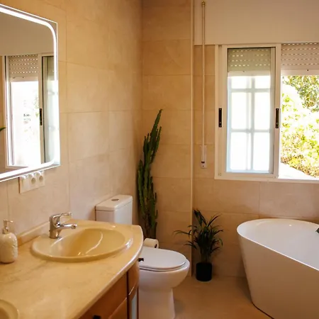 Casa Santi - 10 Minutos De Santiago * Santiago de Compostela