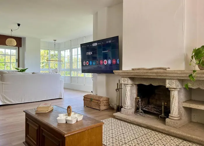 Casa Santi - 10 Minutos De Santiago サンティアゴ・デ・コンポステーラ